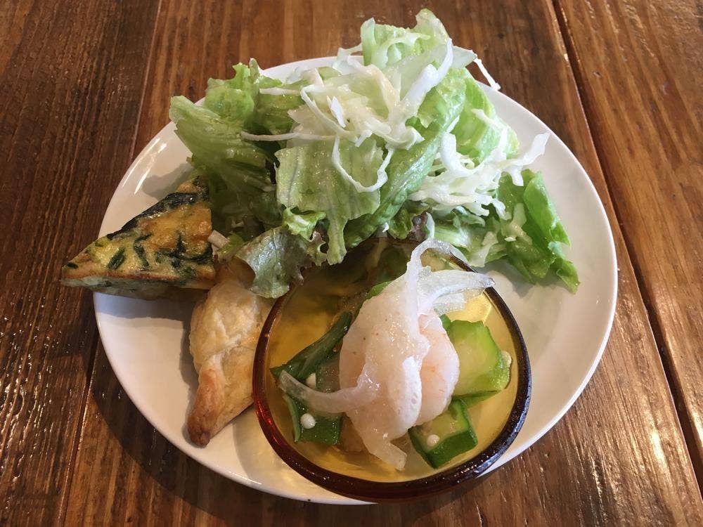 Lanai Hula Supply & Cafe