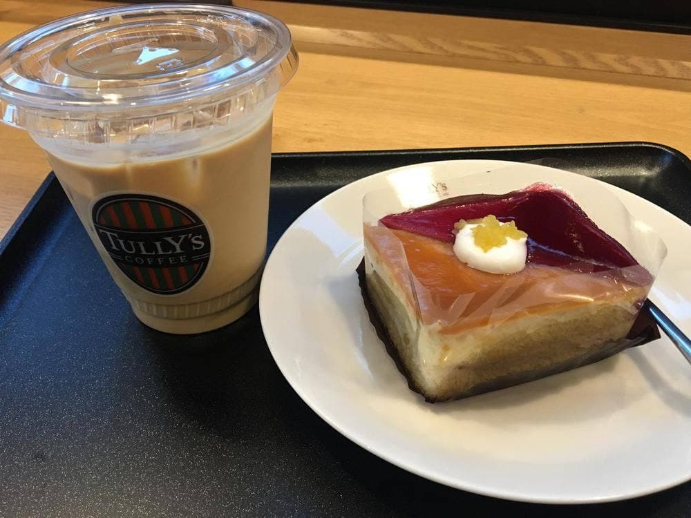 タリーズコーヒー 那覇空港店