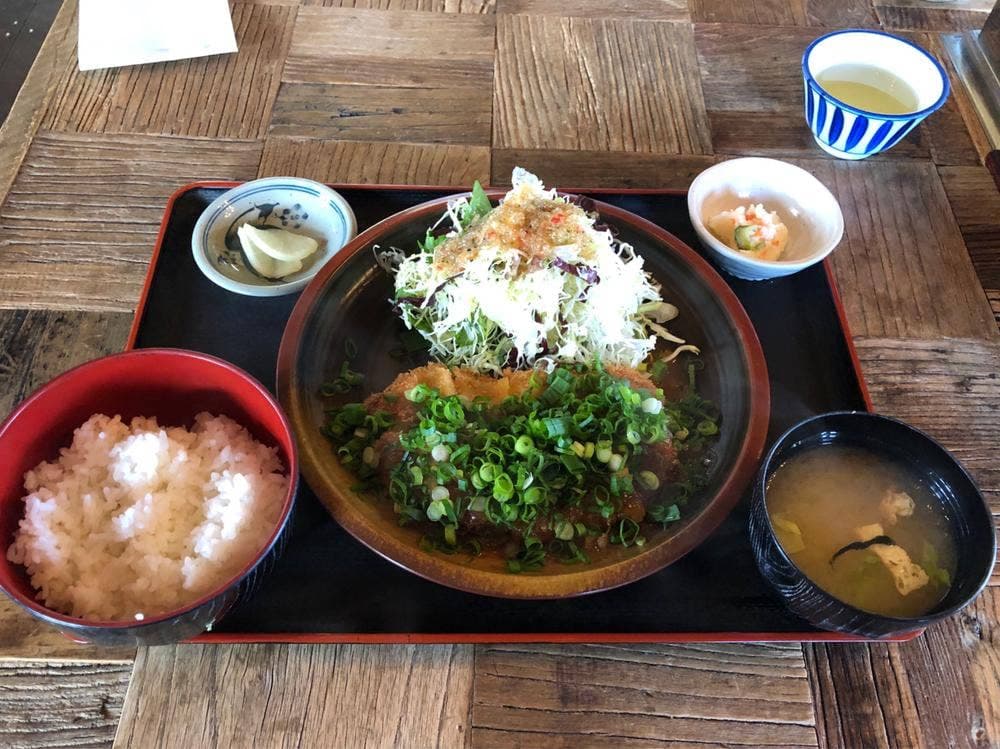 お食事処 花の木