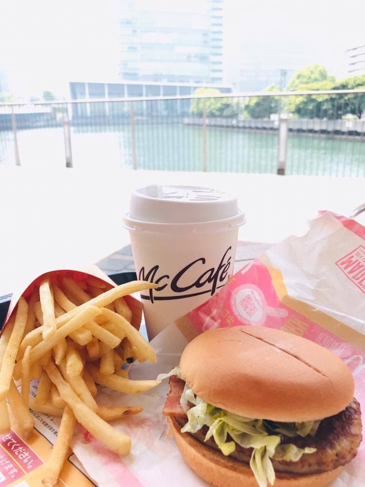 マクドナルド 横浜ベイクォーター店