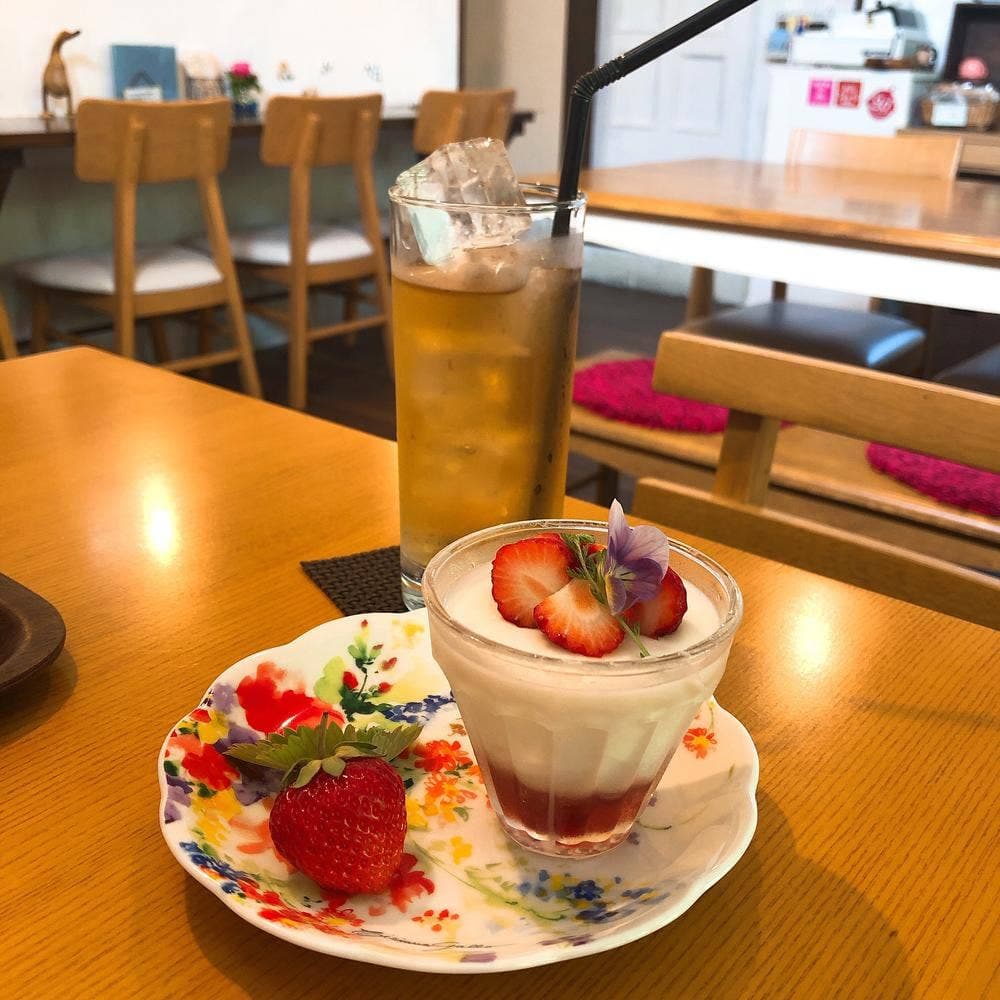 ガーデンカフェ かものはし
