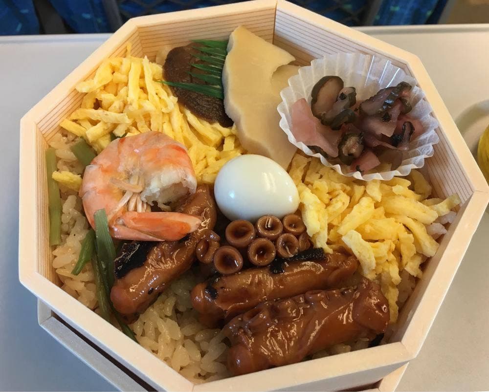 浜吉 三原駅コンコース売店
