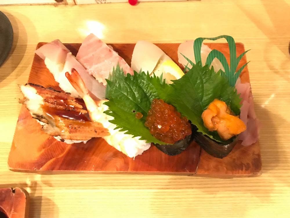 味鶴寿司