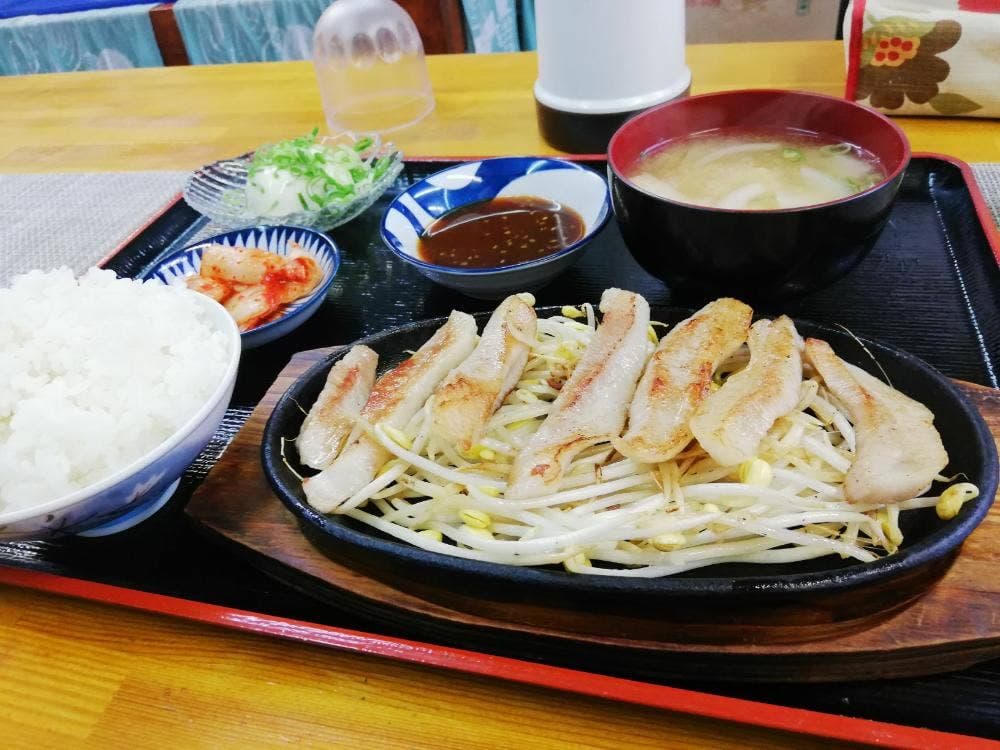うまや