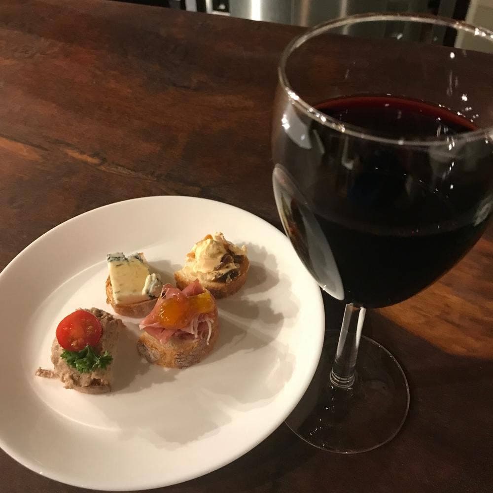 桜井市場 ワールド食堂&バル
