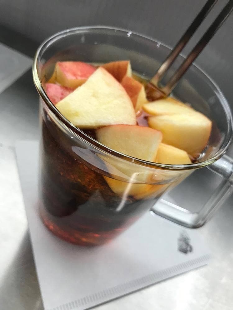 cafe MUGTEA
