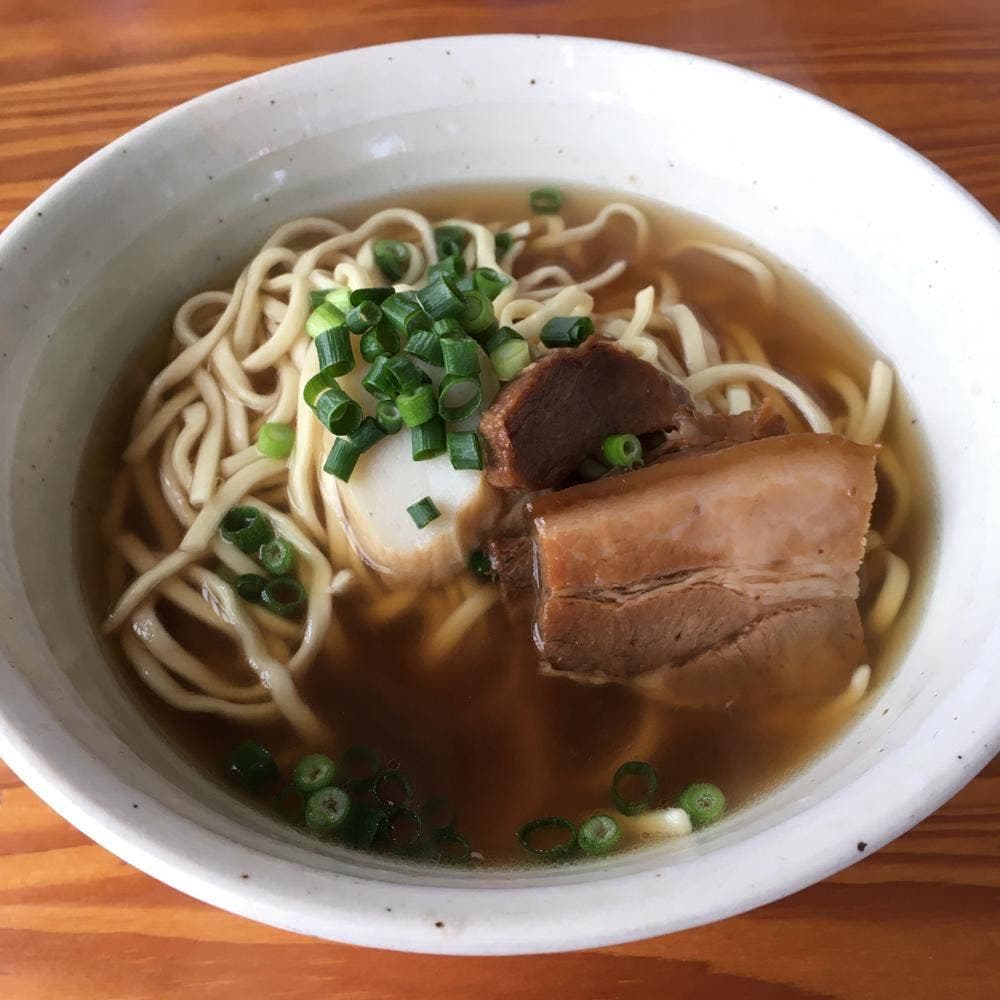 海が見えるそば家