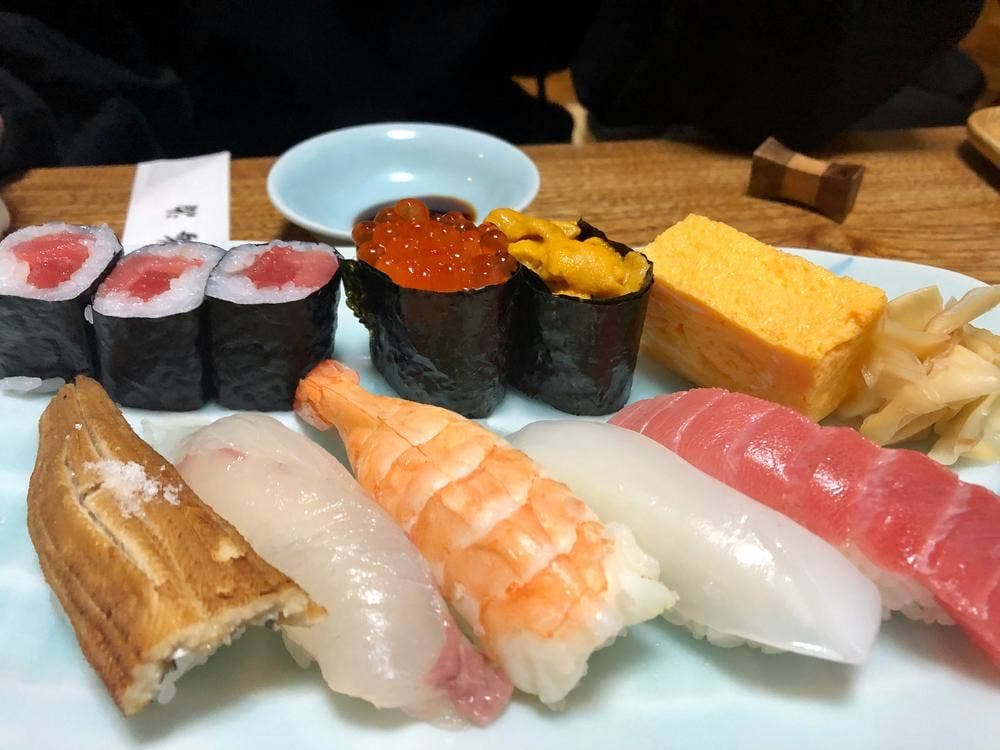 鮨海治