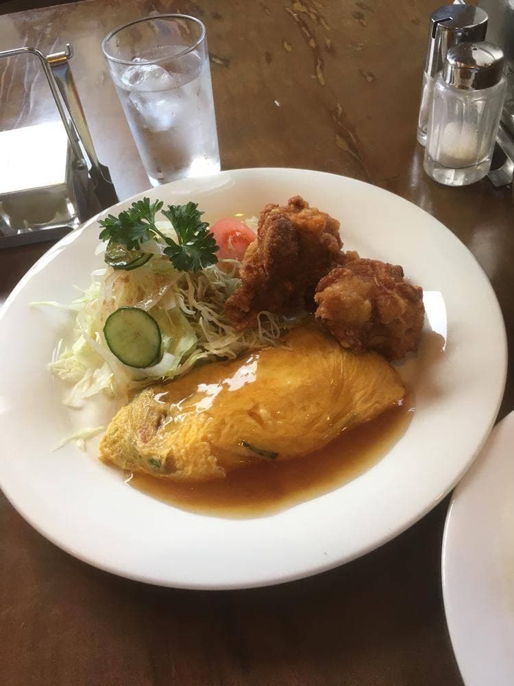 喫茶&レストバー トヤマ