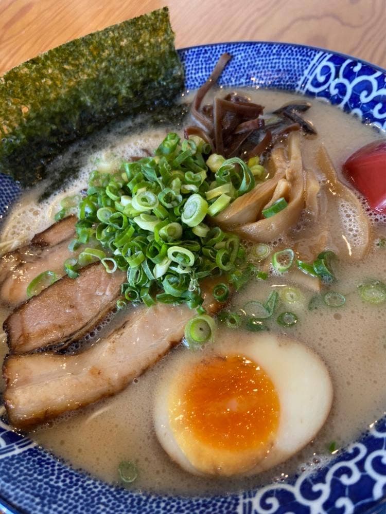 博多ラーメン 鶴亀堂 津嘉山店