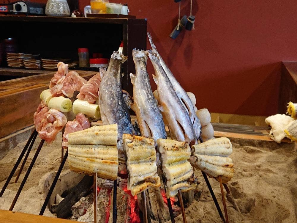 お食事処 山水