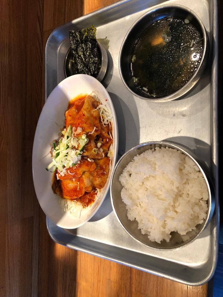 そそる韓国