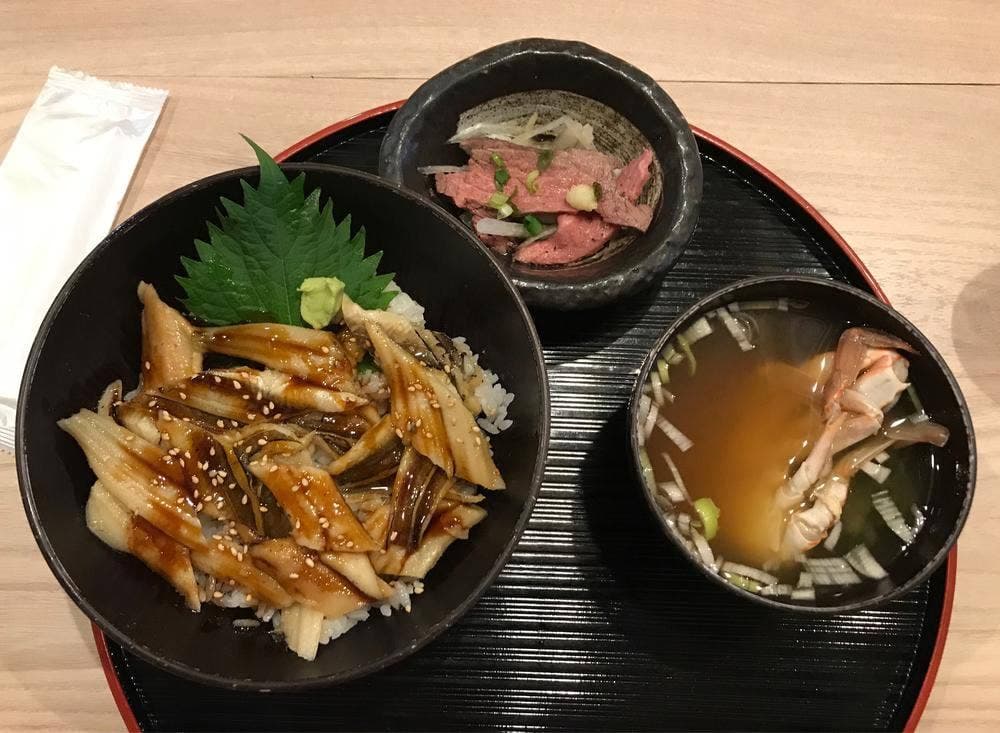 にんにく鍋や