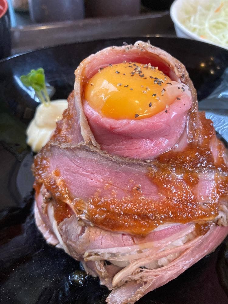 ステーキ 肉バル にはち