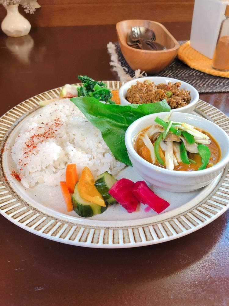 キーマカレーとチャイ なるせ堂
