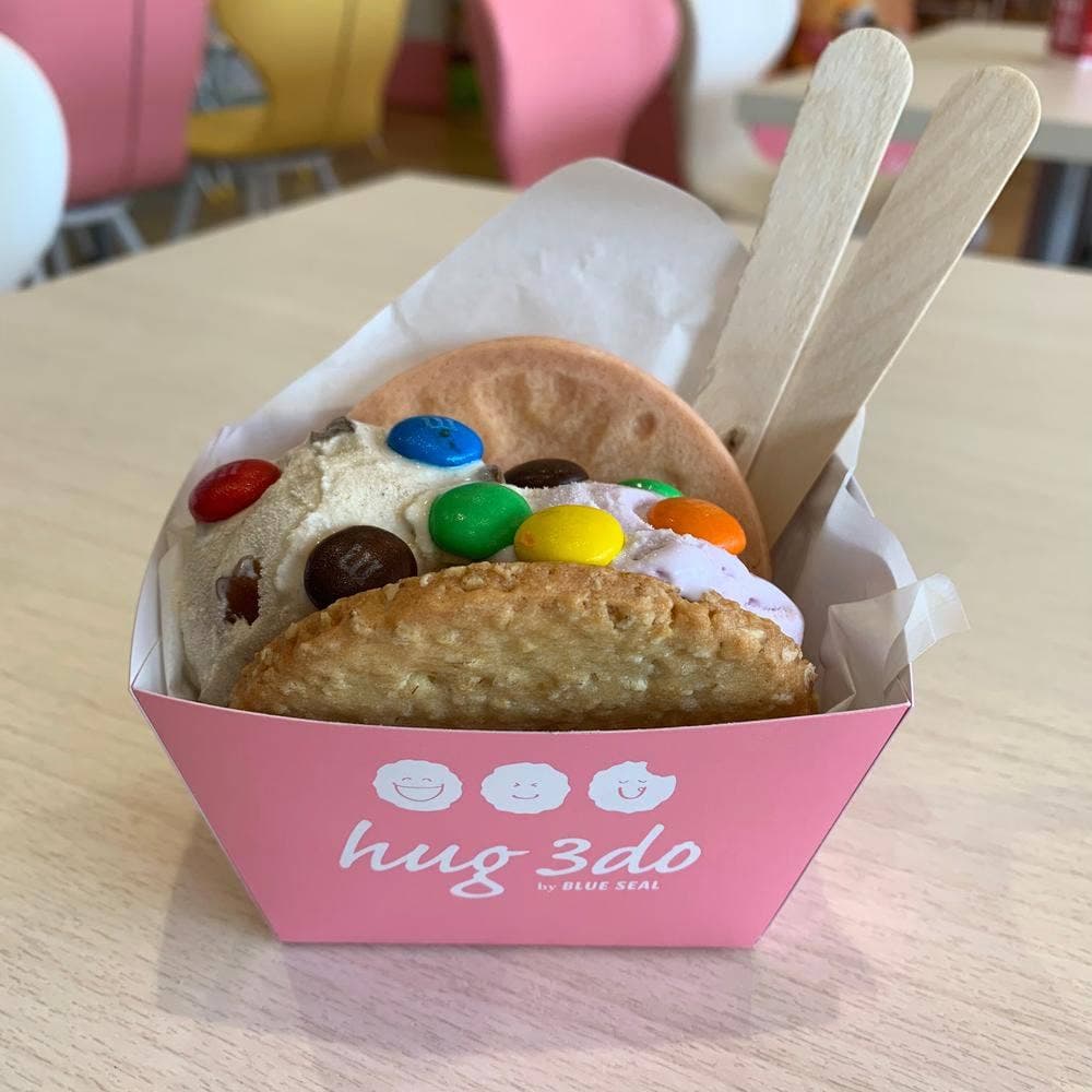 hug3do アメリカンビレッジ店