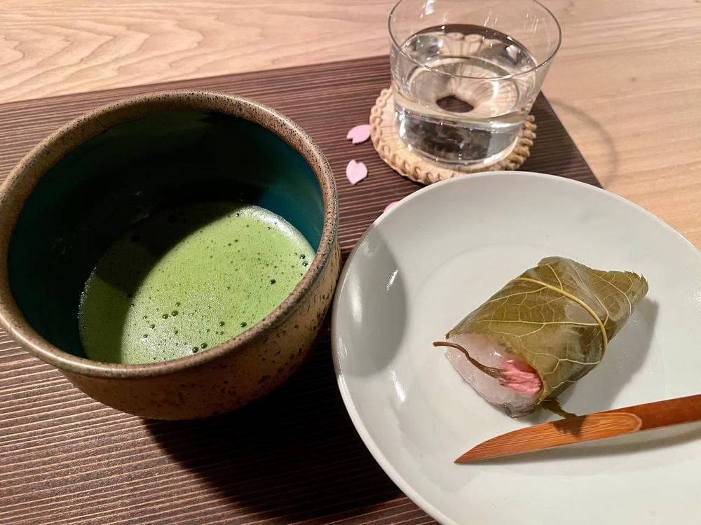 那古野茶房 花千花