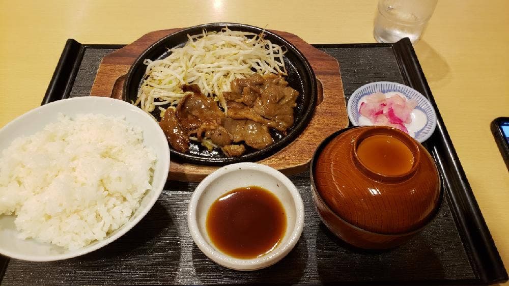 レストラン ポルックス