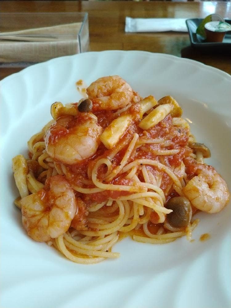 パスタ料理 ペスカ