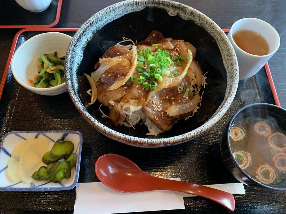 レストラン たにし
