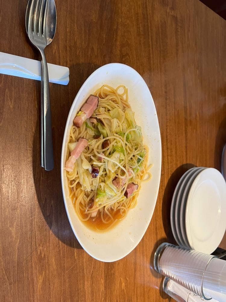 ビストロラヴニール