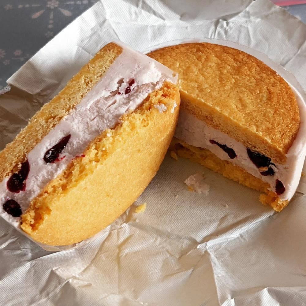 LIFE IS PÂTISSIER