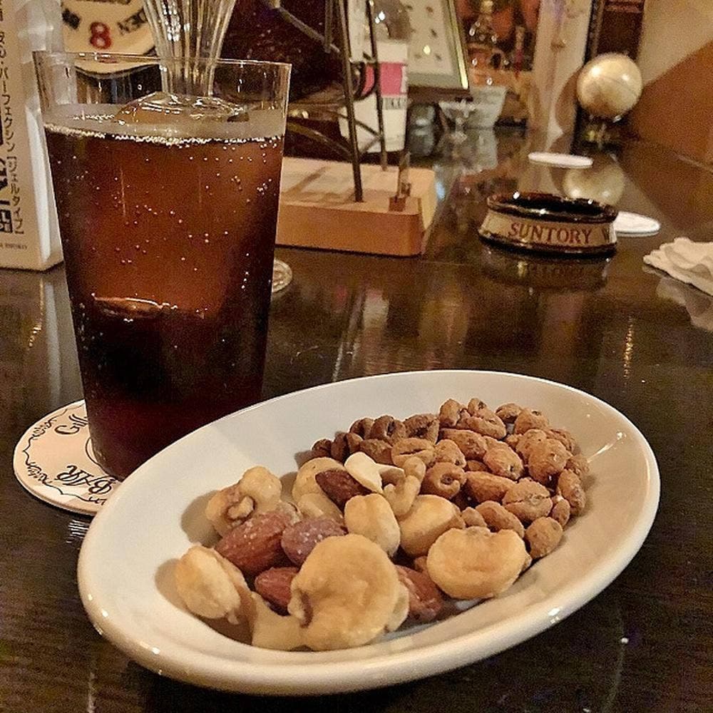 Gillie's BAR
