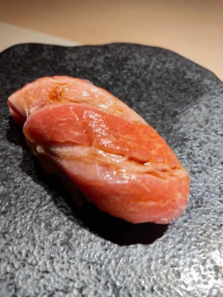 鮨芥