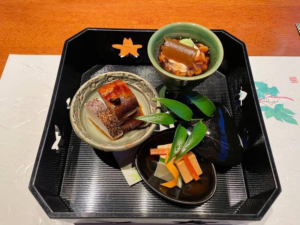 金澤 斉や