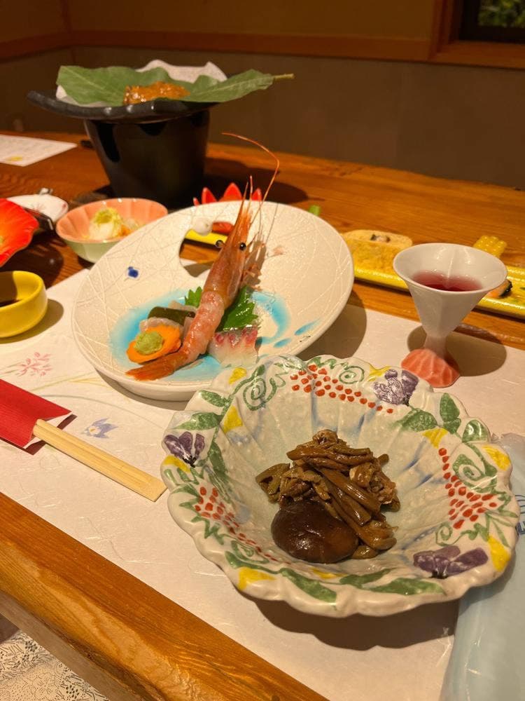 谷旅館 食事処