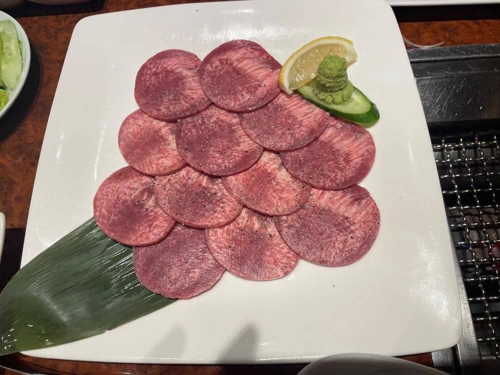 焼肉 彩伽亭