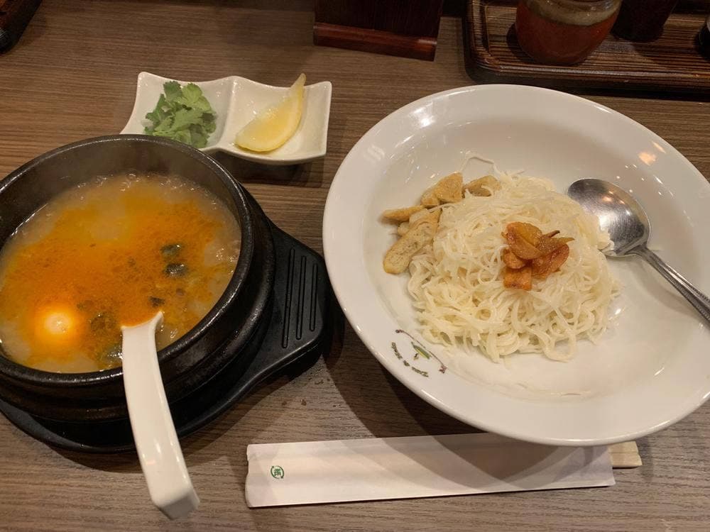 Zuu&Heinミャンマーティーハウス 高田馬場店