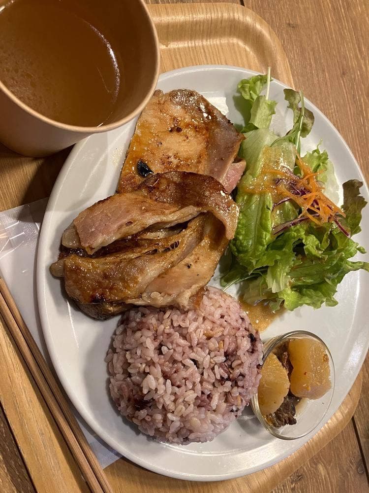 バーデカフェ スパ ラクーア