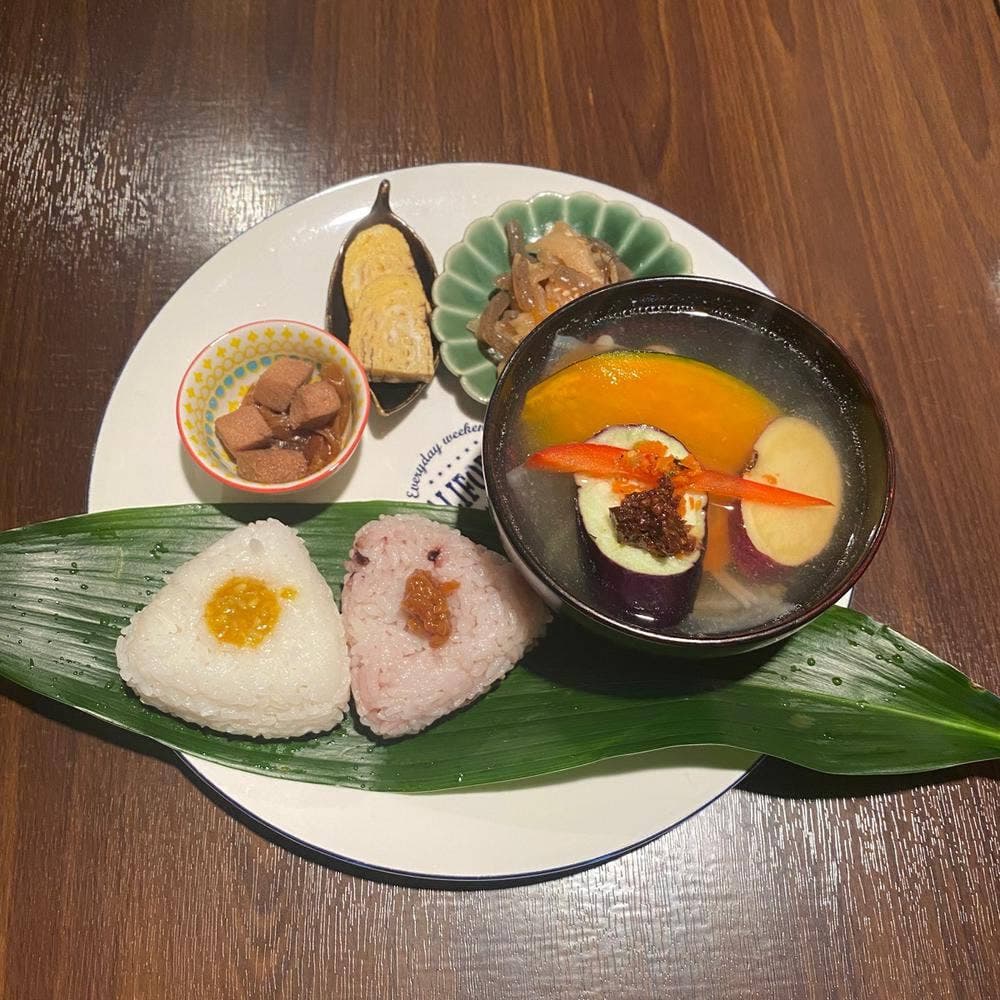 くつろぎのカフェえんむすび