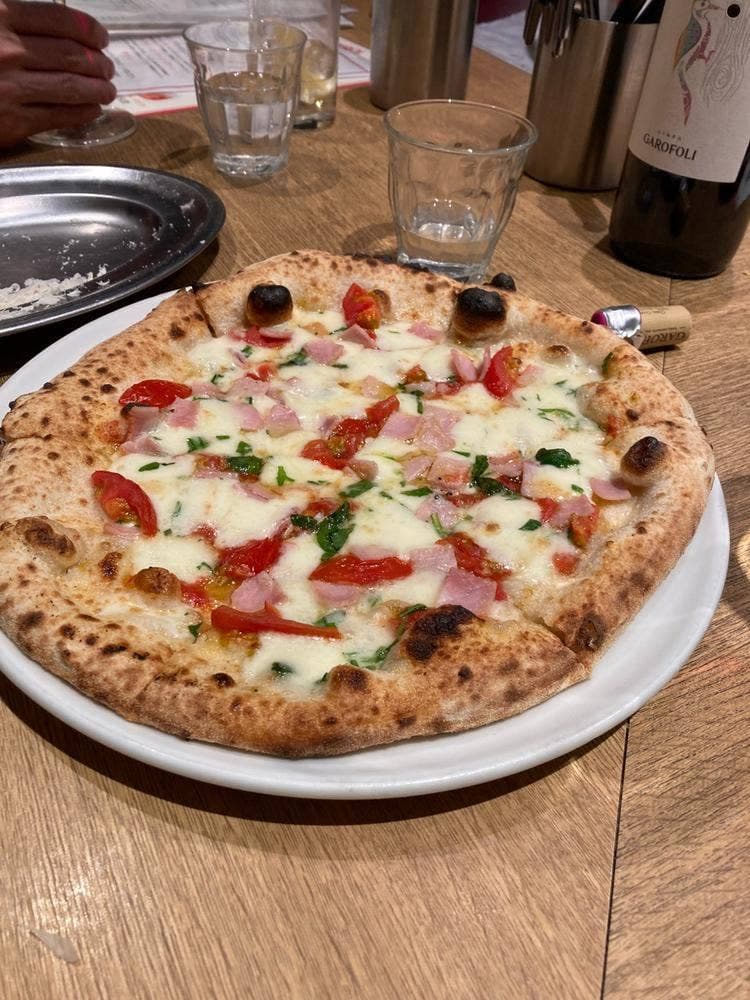 ピッツェリア・ダ・ガエターノ JRJP博多ビル店