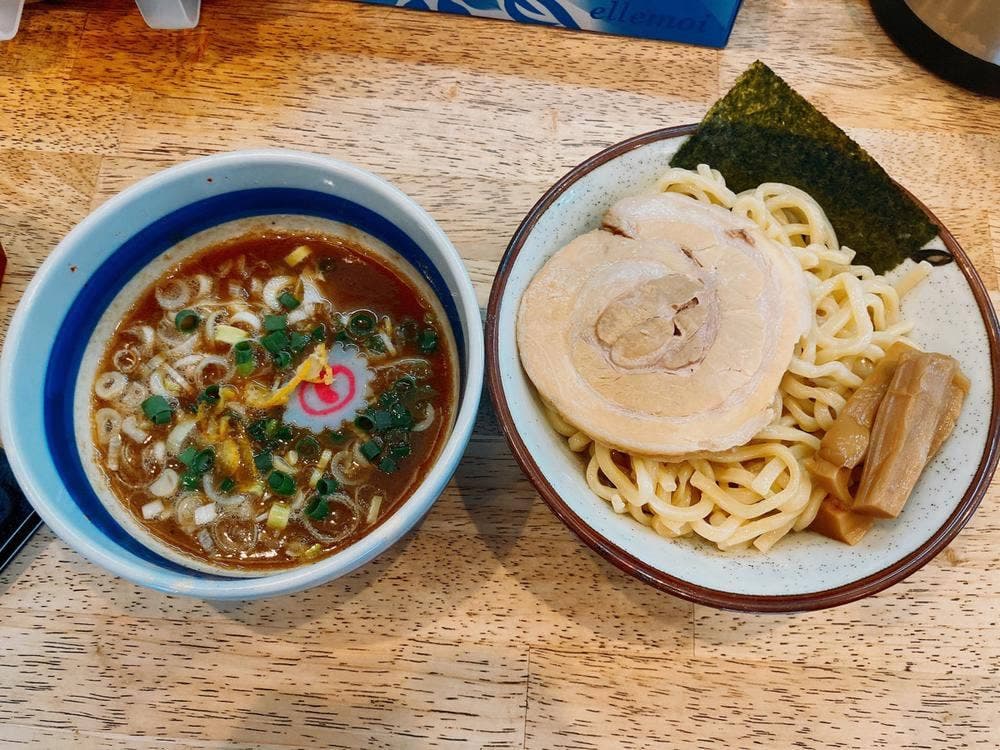 山勝軒