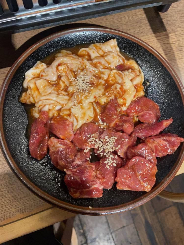 ホルモンくろまる