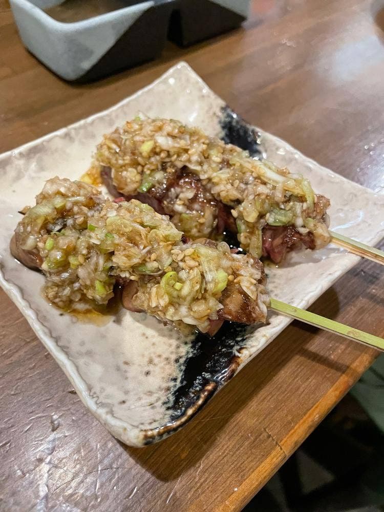炭火焼鳥しげ 泉店