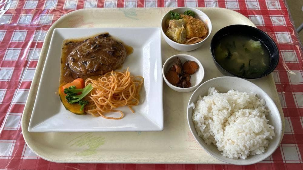 中野満点食堂