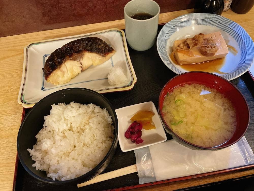 居酒屋 しんえつ