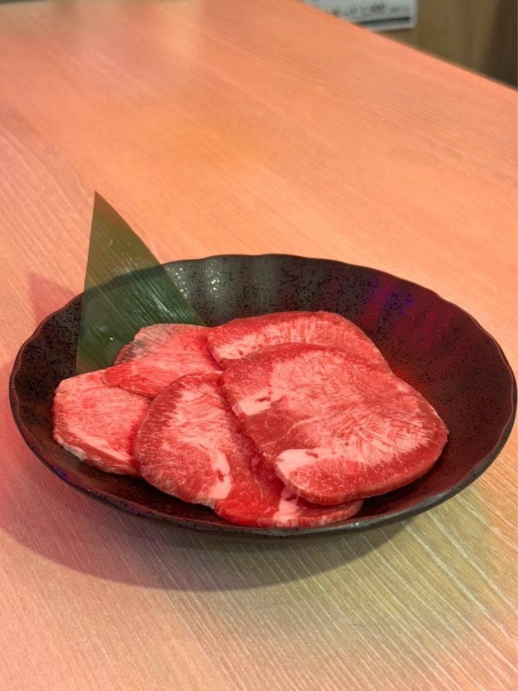 -全席喫煙可- 飲み放題&深夜営業 焼肉居酒屋 肉商 渋谷肉横丁店
