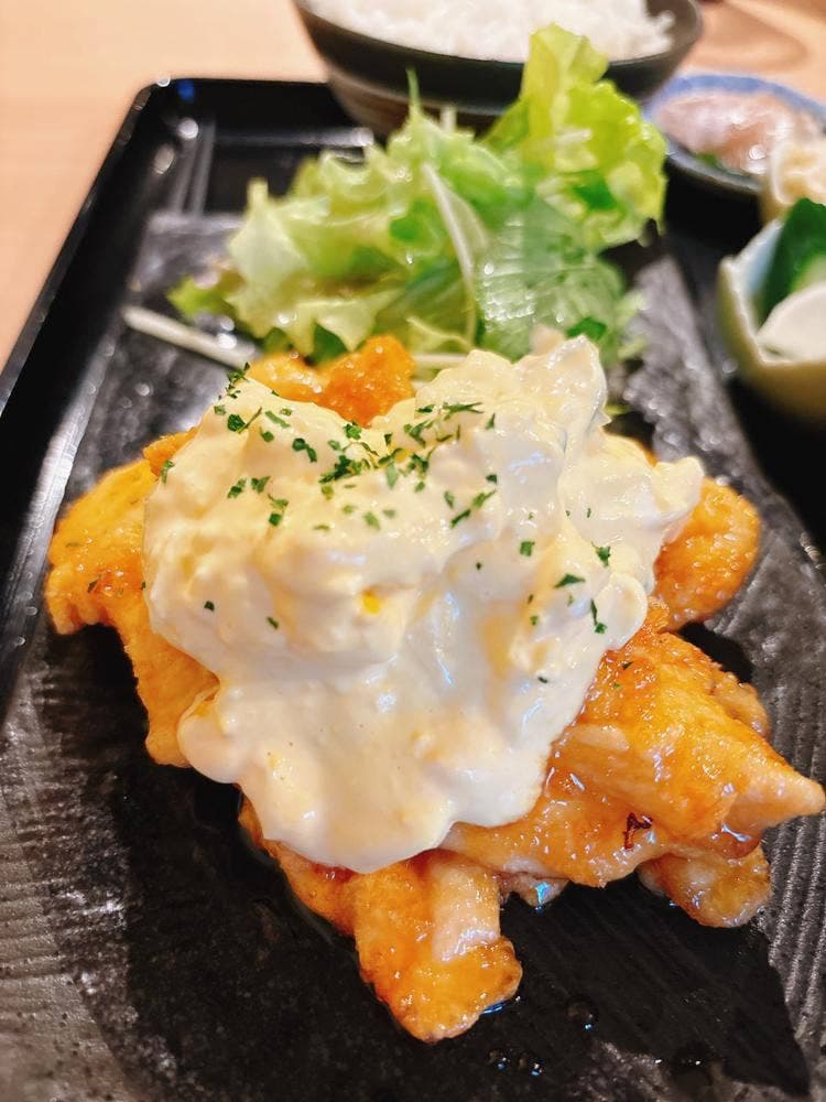 定食×居酒屋 よりどころ