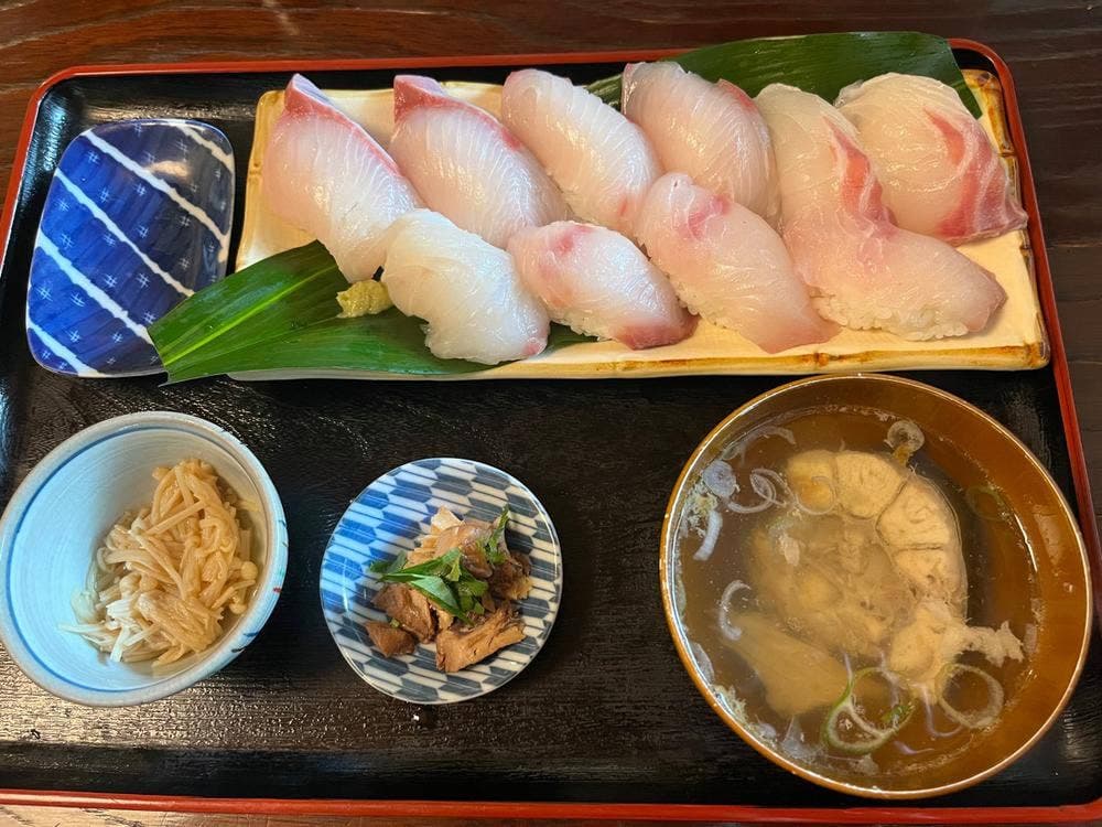 魚作