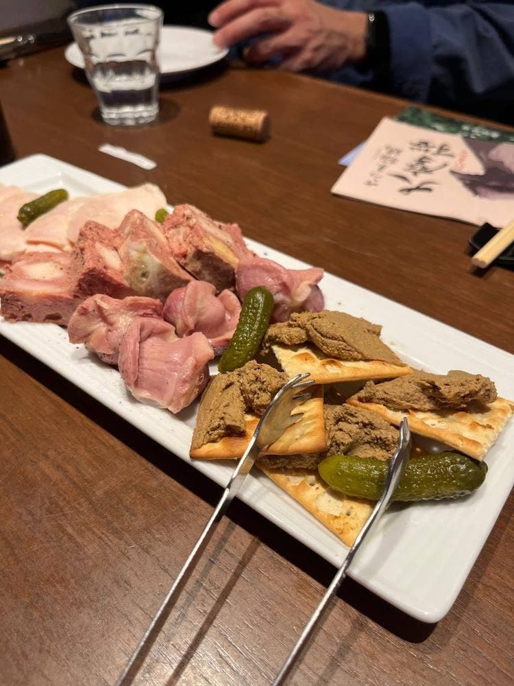 和牛ハンバーグ&ステーキ 肉屋 格之進 F