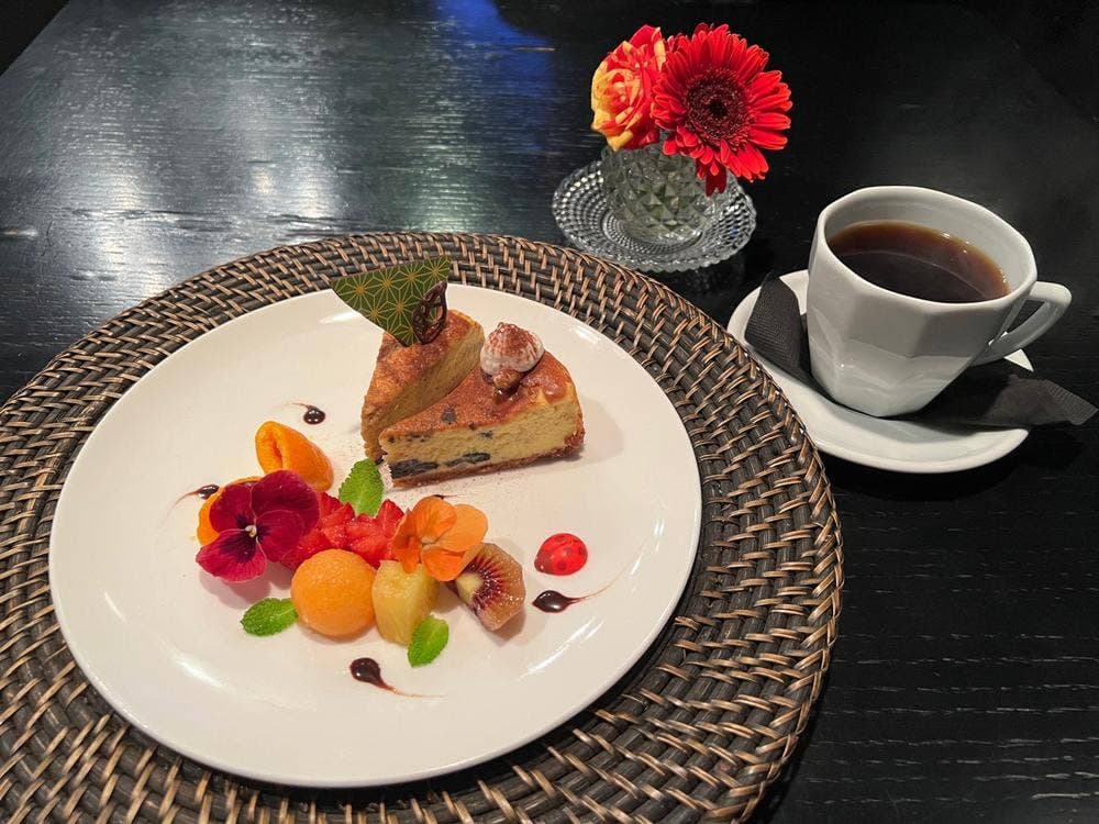 Cafe Room S