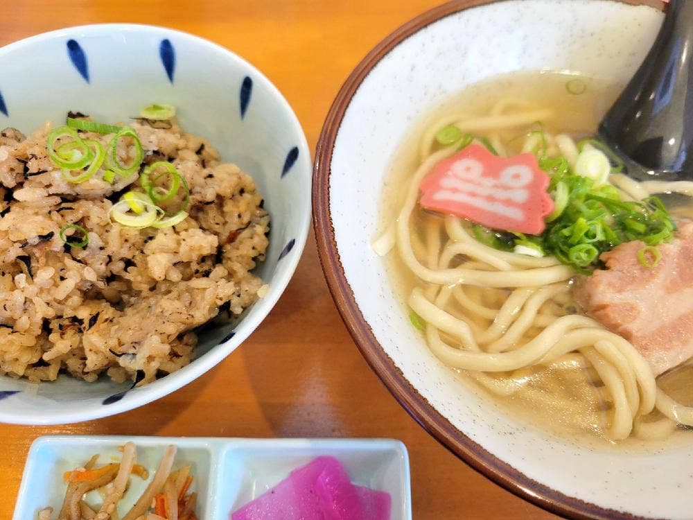 ふぁみりー麺処いけたま