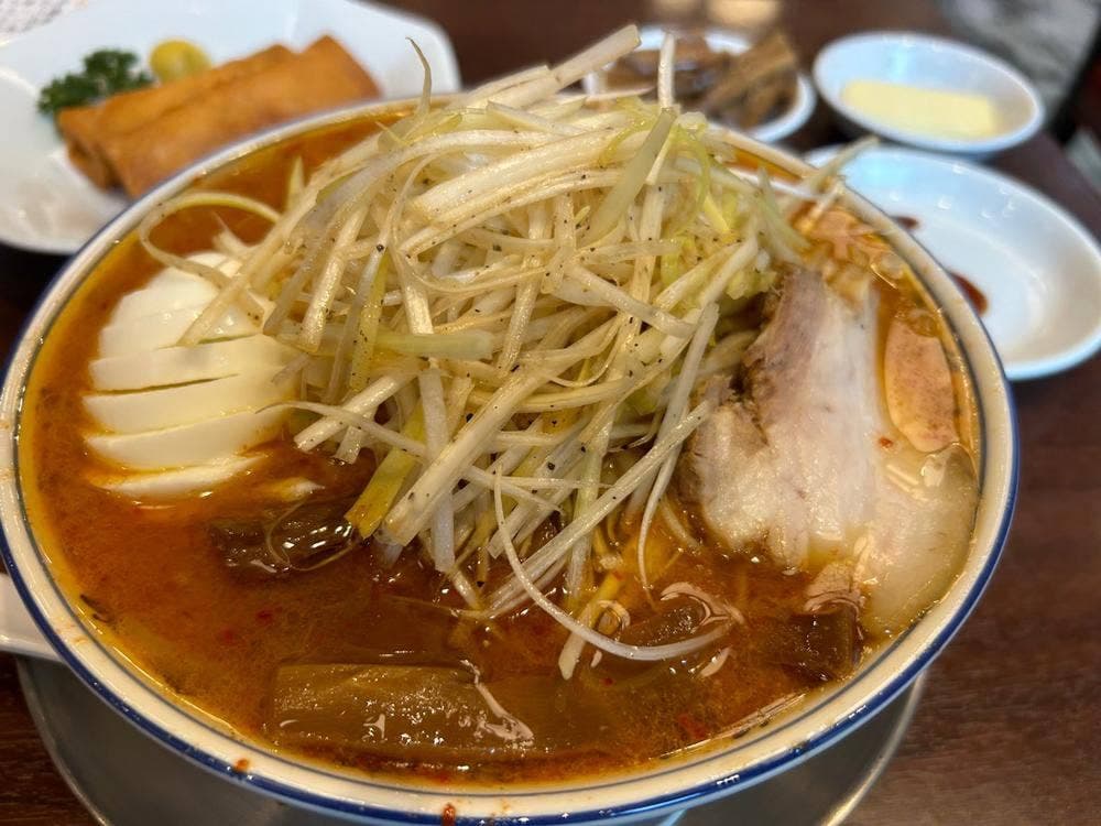 RED HOT NOODLES 赤寅