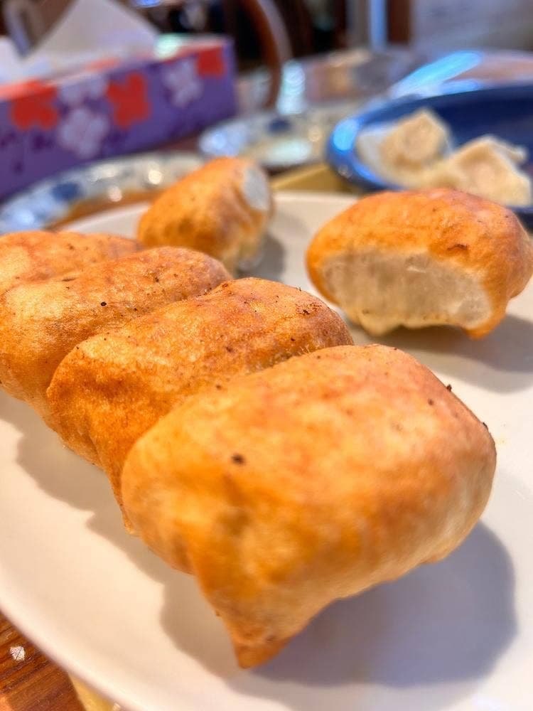 ホワイト餃子 亀有店