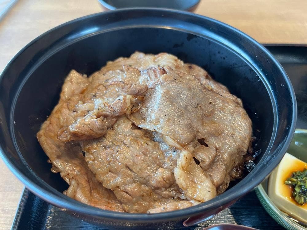 肉割烹 加賀屋
