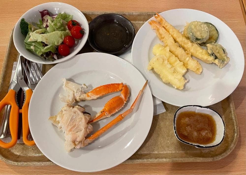 シャトレーゼ ガトーキングダム 札幌 ホテル&スパリゾート フェアリー・フォンテーヌ プール&温泉 フードコート